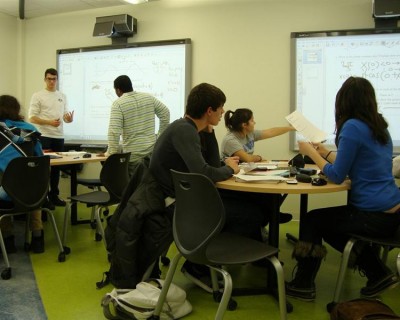 Students in Active Learning Classroom