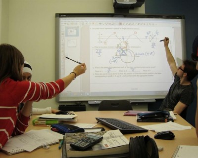 Students in Active Learning Classroom