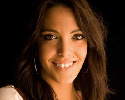 Web_Elizabeth-Stefanka-Headshot